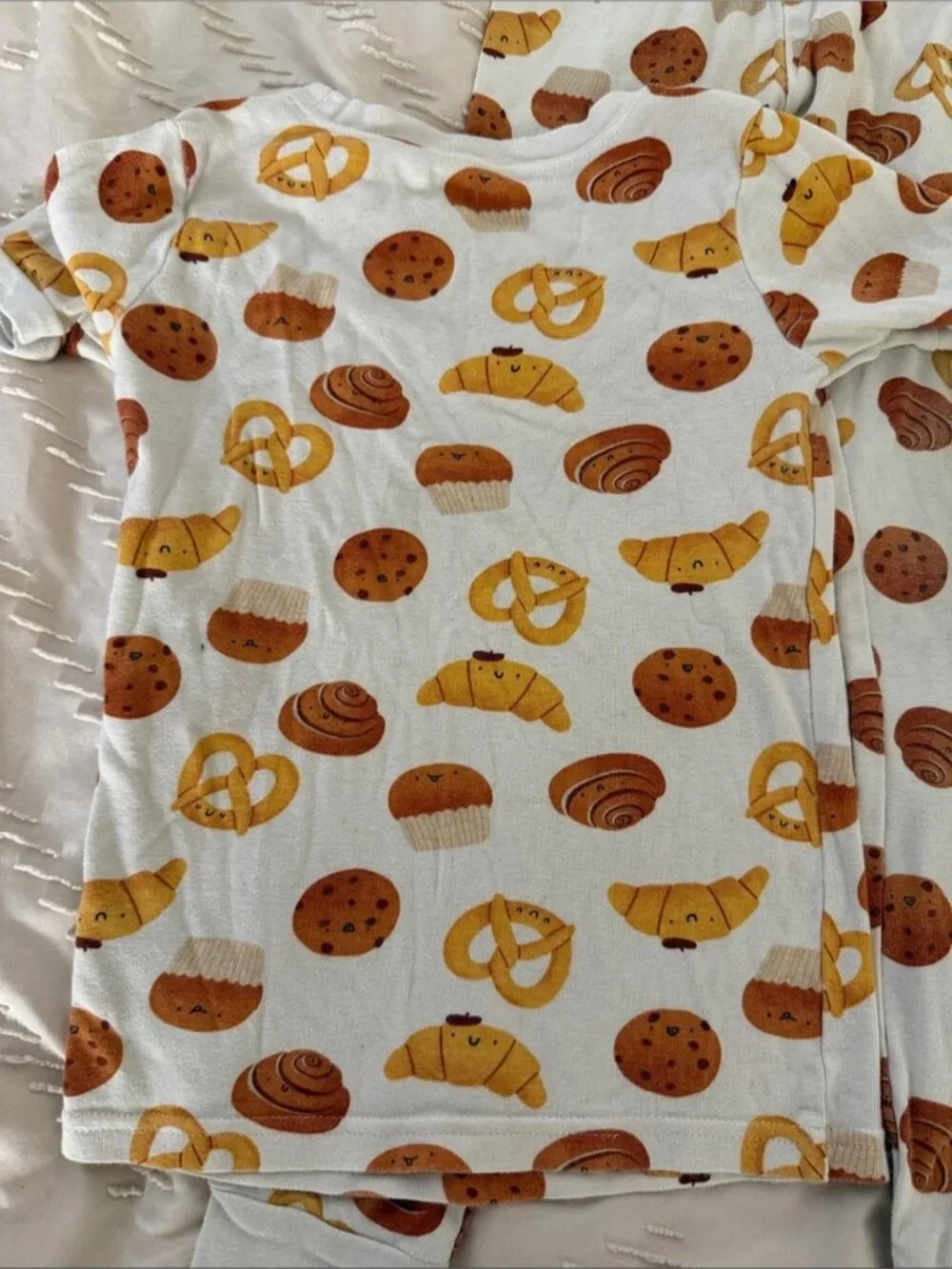 Old Navy White Kids Pajama Top with Brown & Yellow Bakery Print